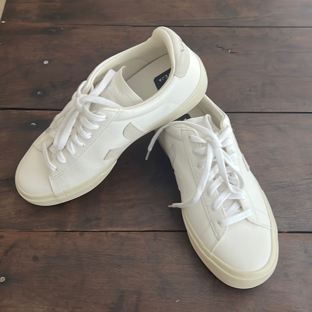 Veja Campo Leather Sneakers size 40